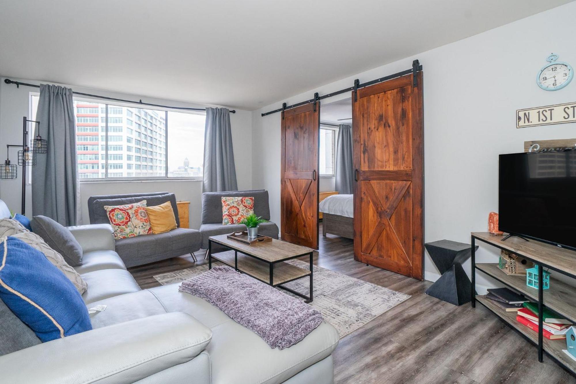 Welcoming Barn, 2 Bedroom & 1 Bath & Parking Atlanta Eksteriør bilde