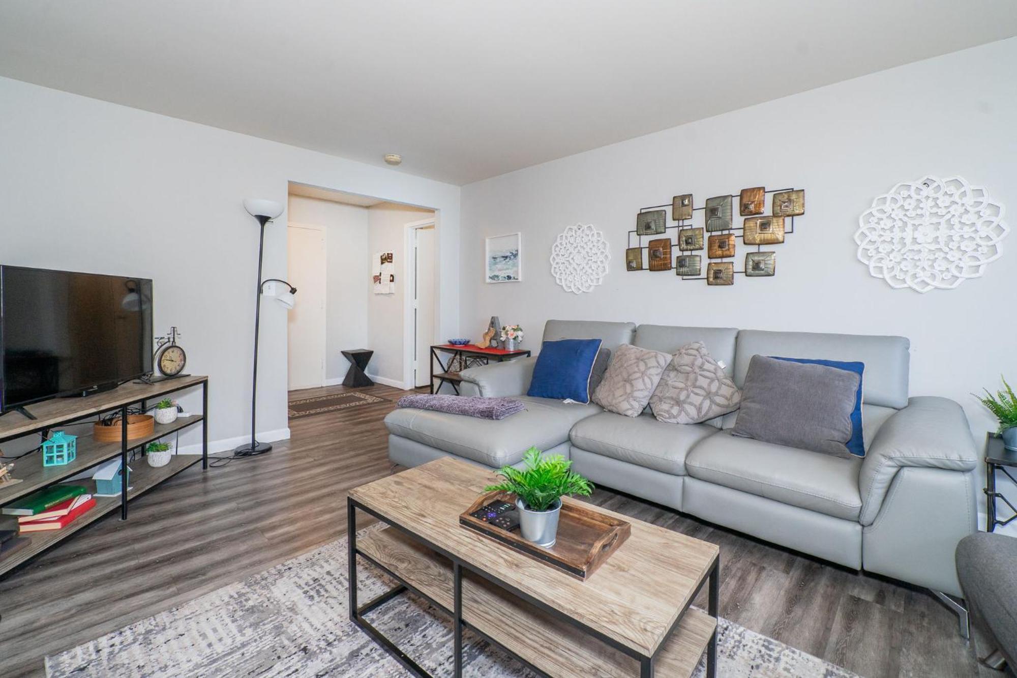 Welcoming Barn, 2 Bedroom & 1 Bath & Parking Atlanta Eksteriør bilde