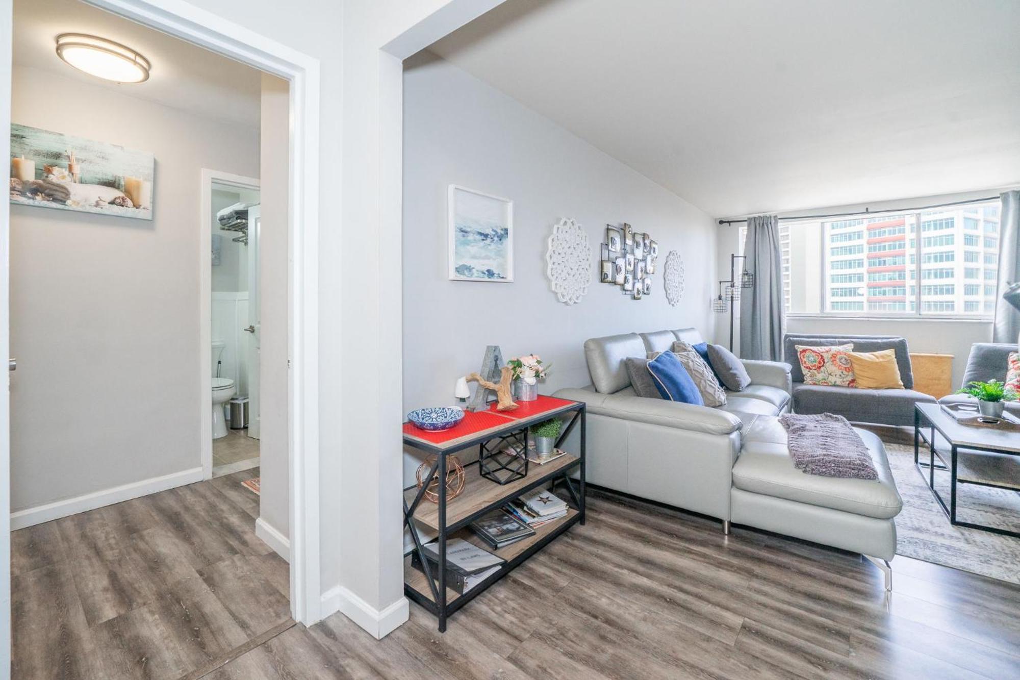 Welcoming Barn, 2 Bedroom & 1 Bath & Parking Atlanta Eksteriør bilde